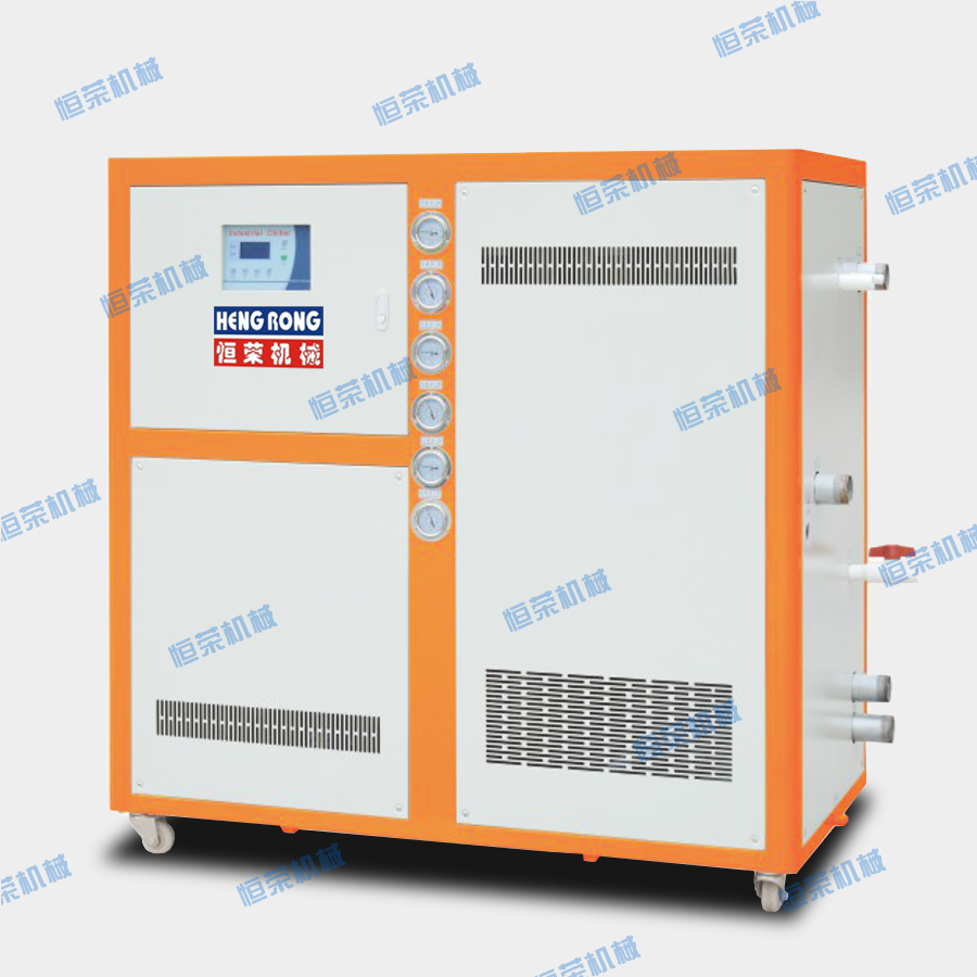 塑料注塑機為什么要配備工業(yè)冷水機？