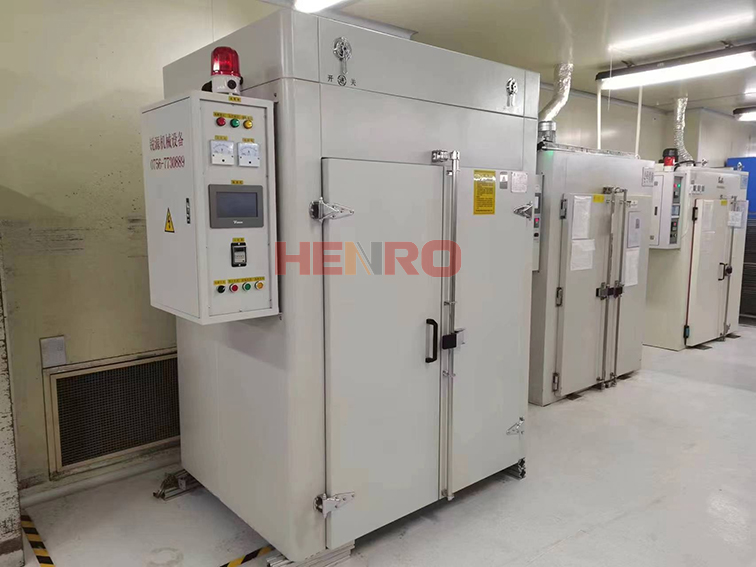 工業(yè)烤箱主要應(yīng)用在哪些領(lǐng)域 使用要注意什么 工業(yè)烤箱主要應(yīng)用在哪些領(lǐng)域 使用要注意什么