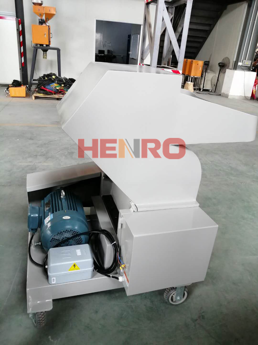 認(rèn)識(shí)粉碎機(jī)的工作原理 提升工作效率 認(rèn)識(shí)粉碎機(jī)的工作原理 提升工作效率